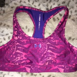 UNDER ARMOR - sport SZ LARGE (SPORTS BRA)